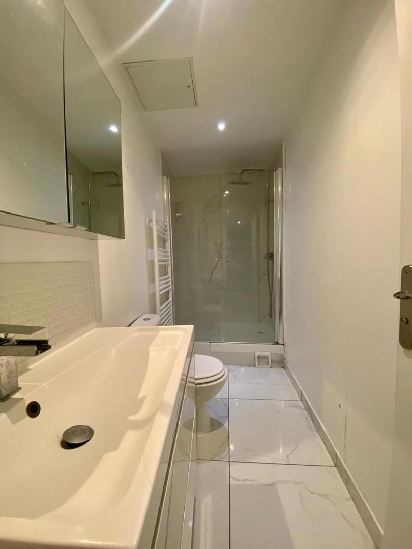 Appartement Familial Proche Saint-Lazarre - 6P Paris Exterior photo